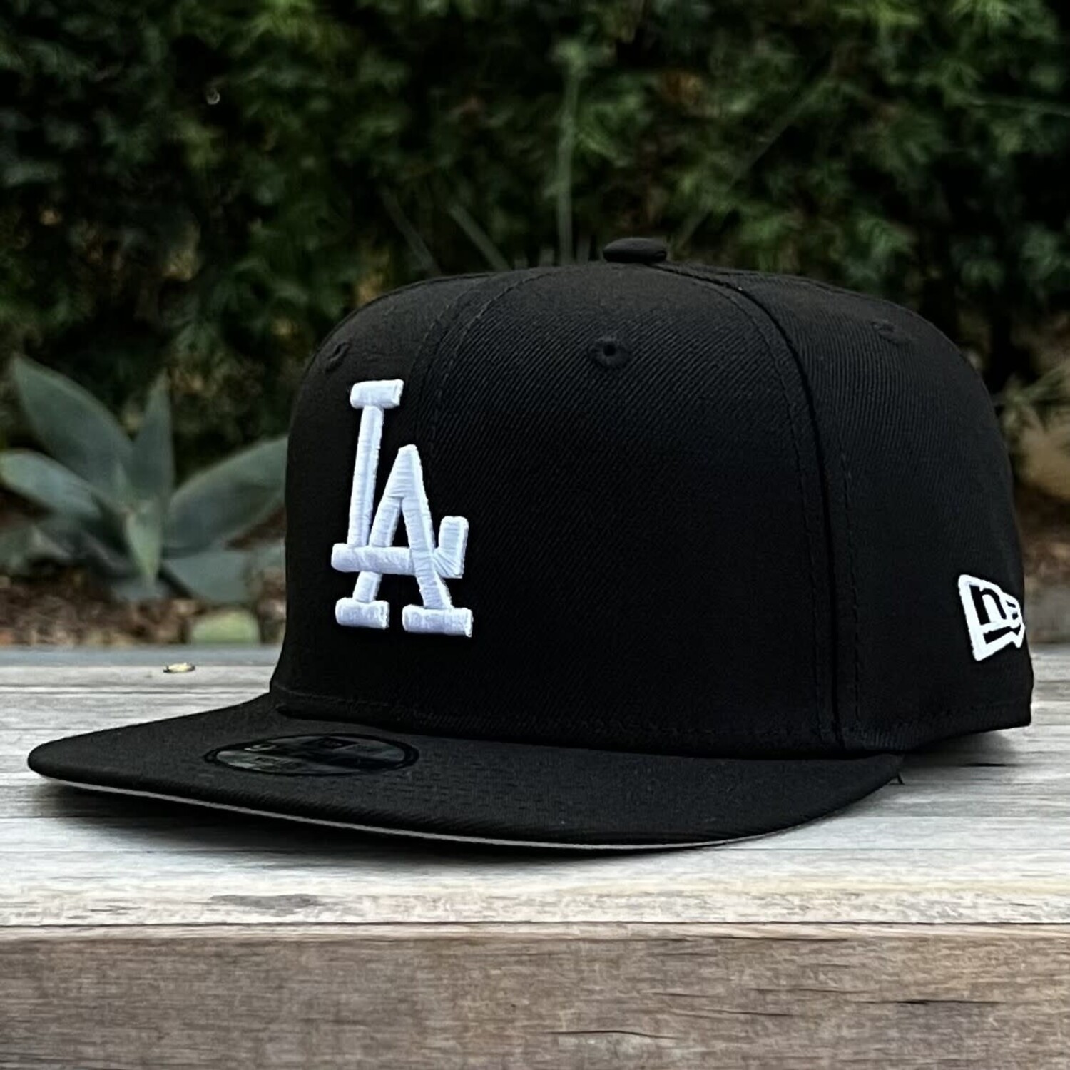 LA Dodgers YOUTH/KIDS Black White 950 Snapback - The Locker Room