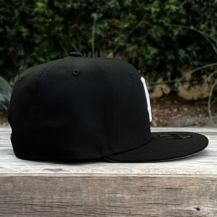 New Era LA Dodgers YOUTH/KIDS Black White 950 Snapback
