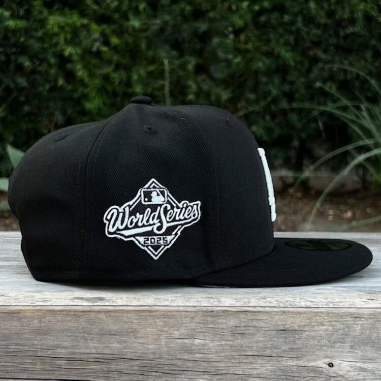 New Era LA Black White 2025 World Series SP 950 Snapback