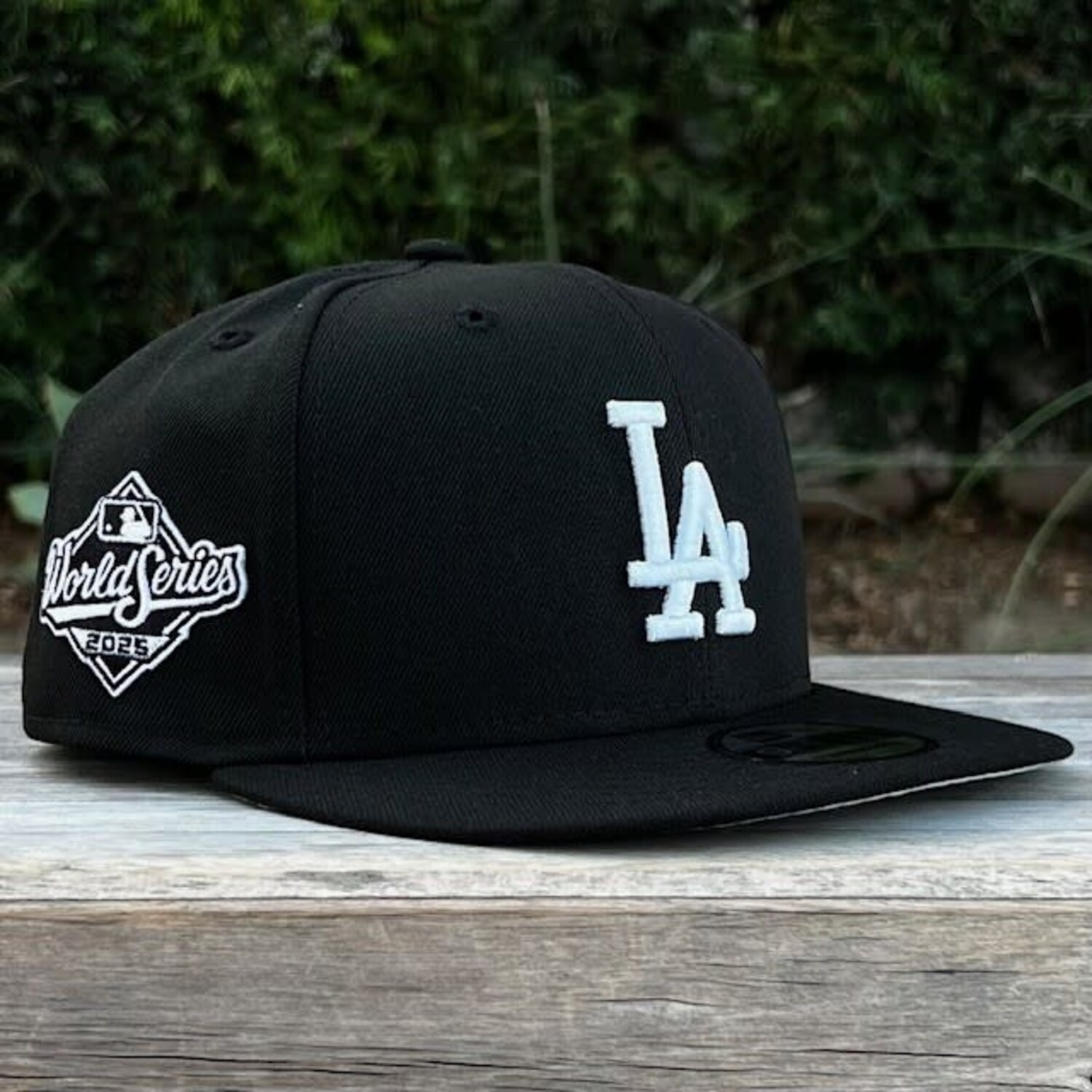 LA Black White 2025 World Series SP 950 Snapback - The Locker Room