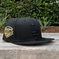 New Era LA Dodgers Black Black Metallic Gold 2025 WS Champs Side Patch 950 Snapback
