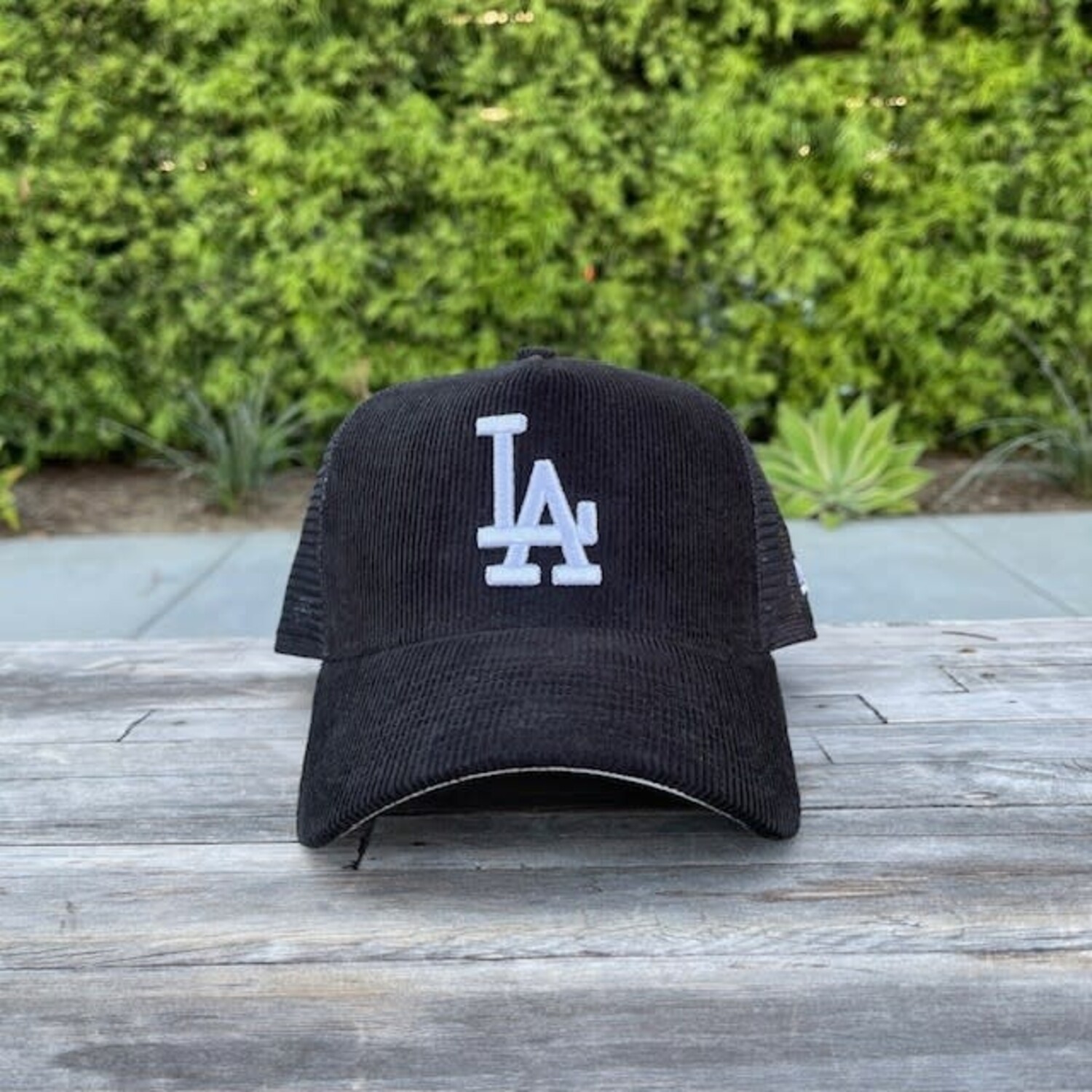 New Era LA Dodgers Black Corduroy Trucker Mesh 940 A-Frame - The