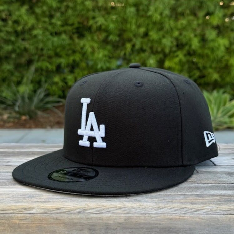 New Era LA Black White El Salvador Flag Side Patch 950