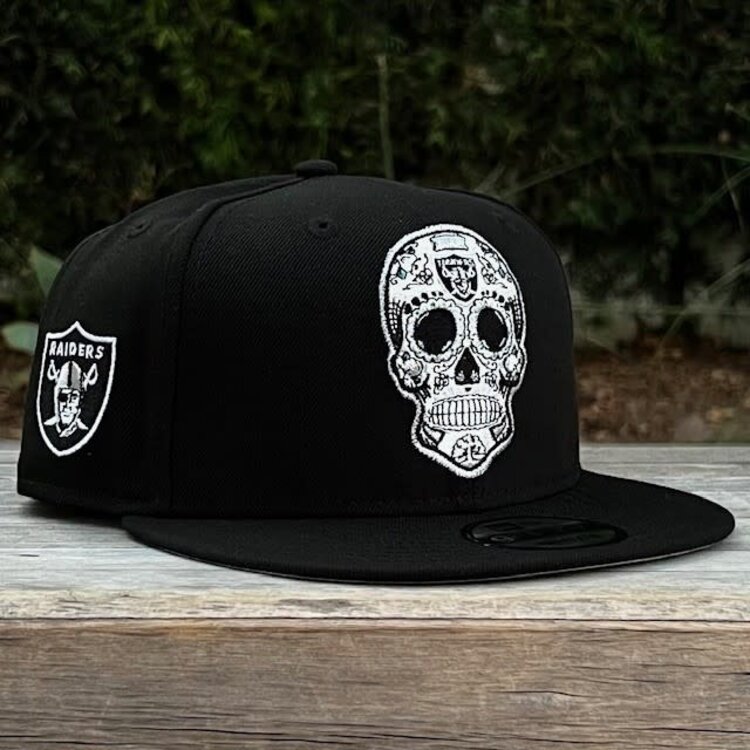 New Era Raiders Black Sugar Skull Shield SP 950
