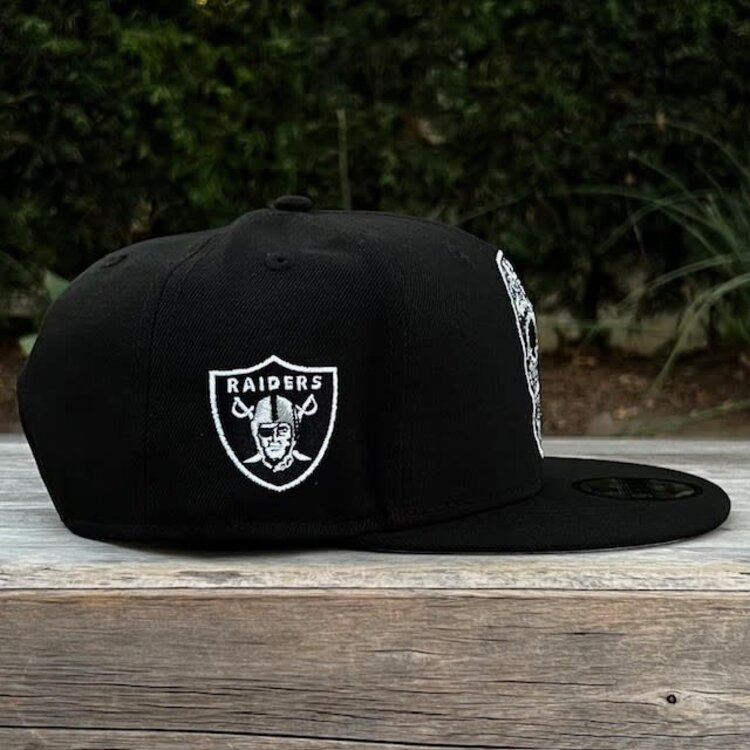 New Era Raiders Black Sugar Skull Shield SP 950