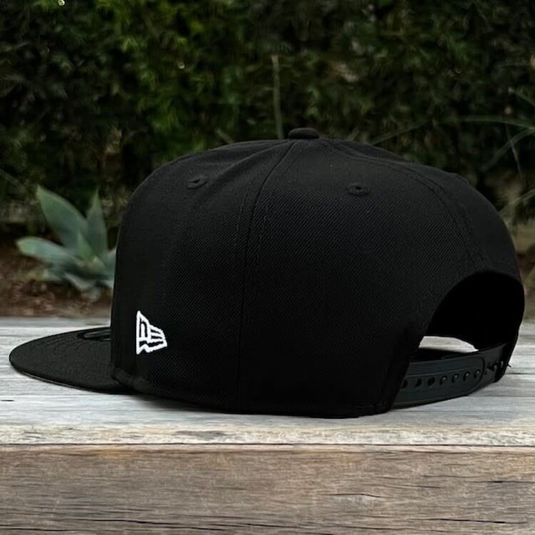 New Era Raiders Black Sugar Skull Shield SP 950