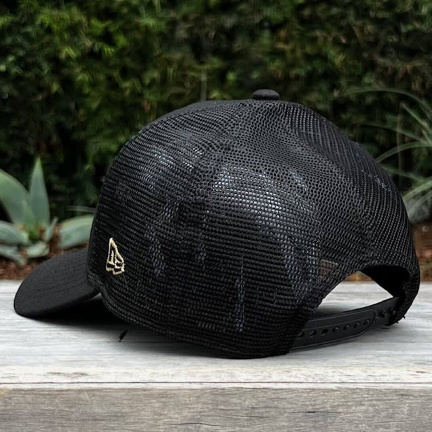 LAFC Black Team Trucker Mesh 940 Snapback - The Locker Room of Downey