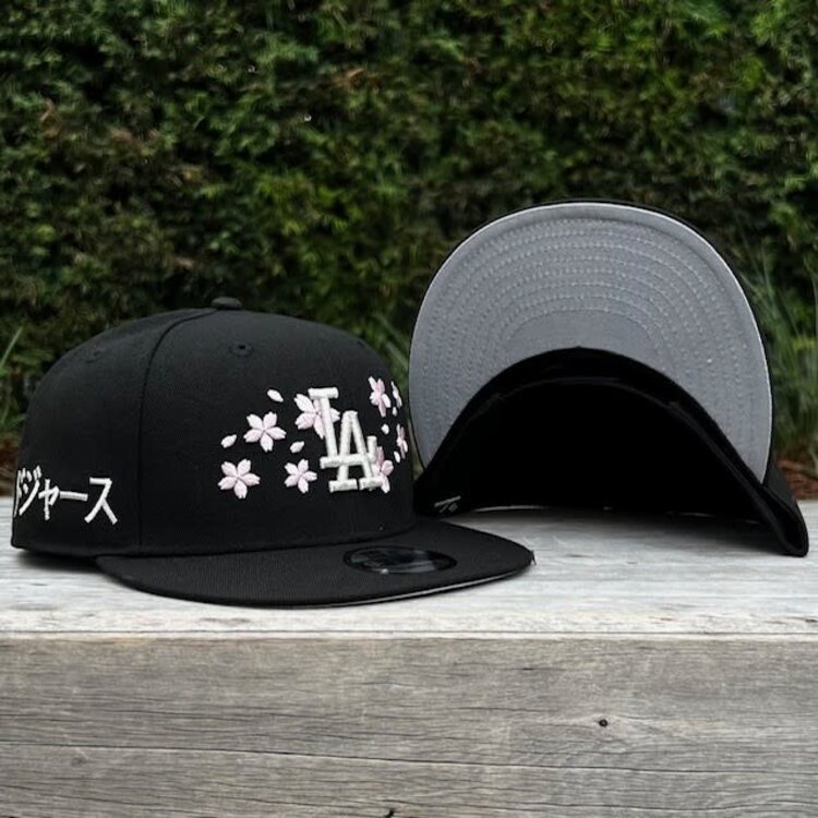 New Era LA Dodgers Black Silver Cherry Blossom Kanji SP 950 Snapback