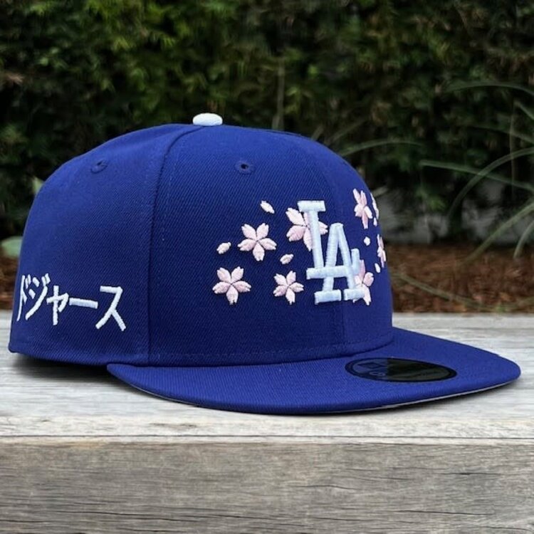 New Era LA Dodgers Royal Cherry Blossom Kanji SP 950 Snapback