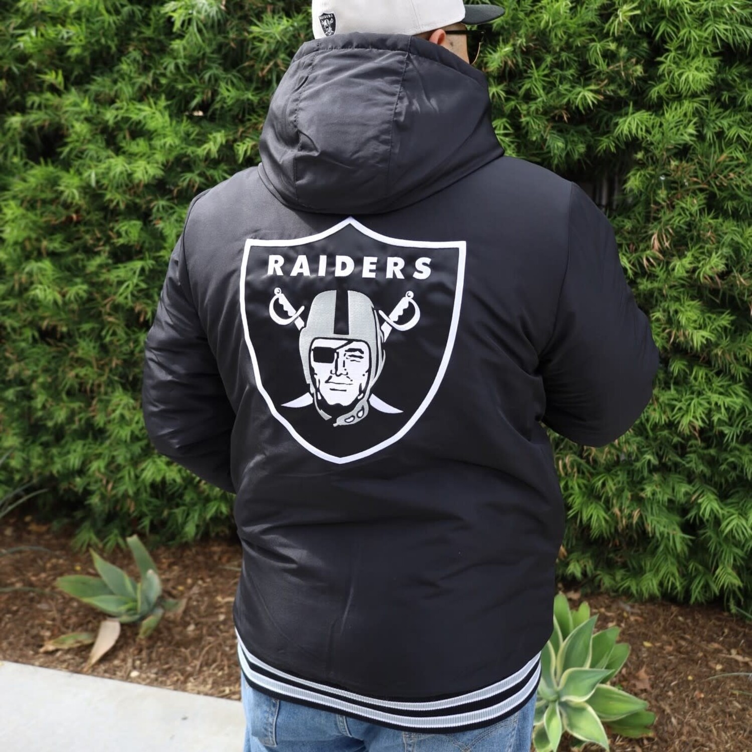 Raiders M GIII Touchback Black Jacket - The Locker Room of Downey