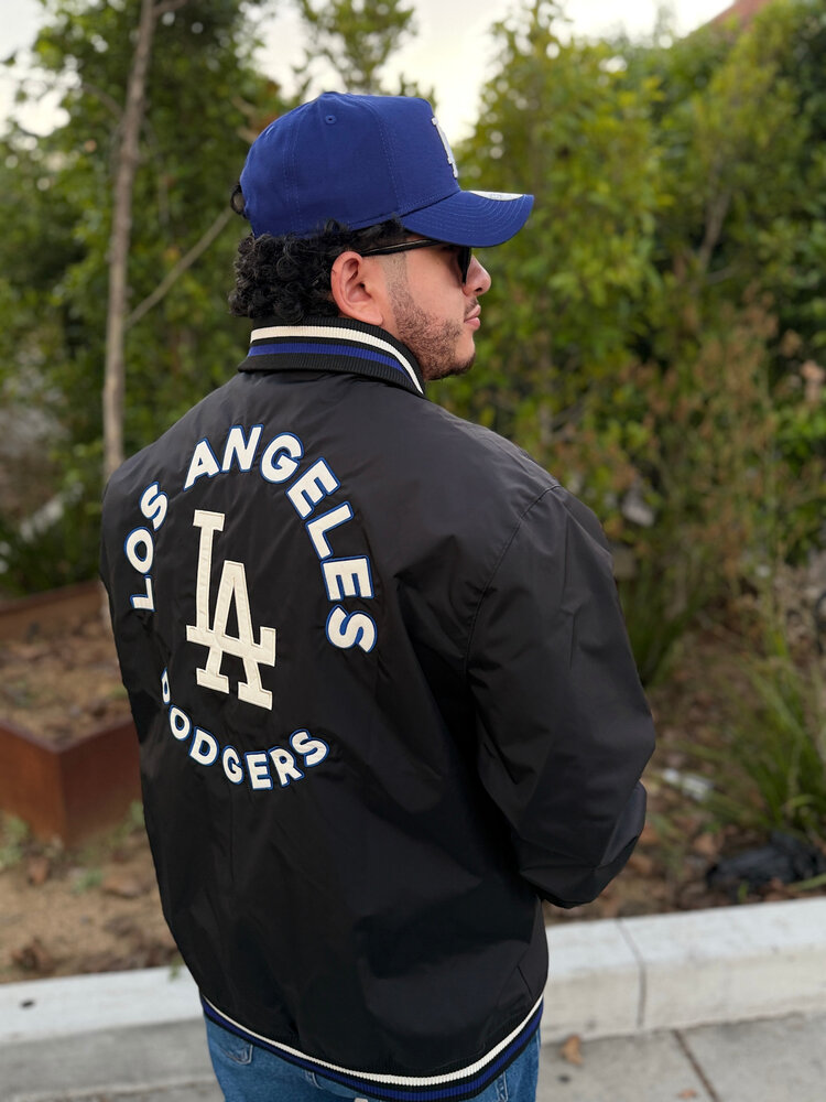 New Era LA NE M Throwback Black Button Up Shooting Ball