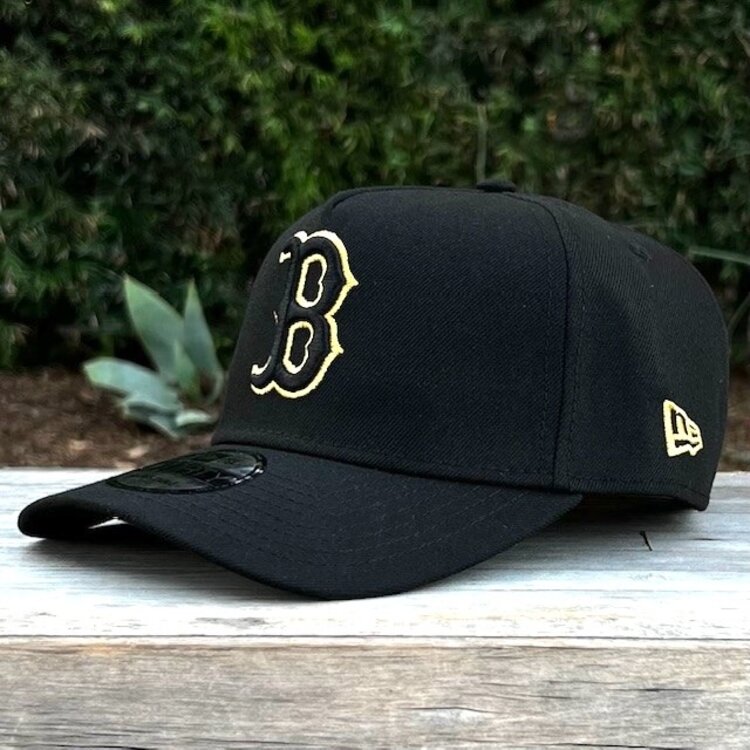 New Era Boston Black Metallic Gold 2004 WS 940 A-Frame