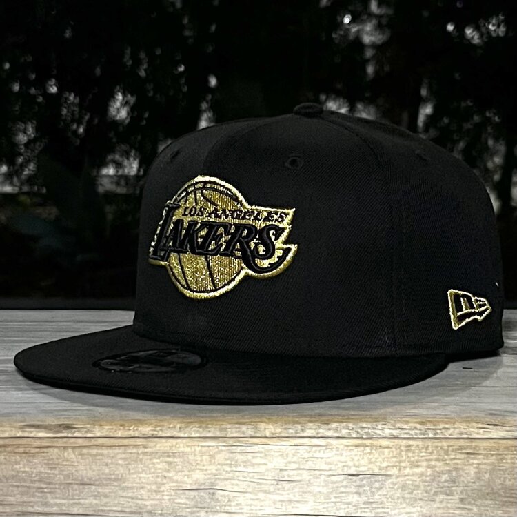 New Era Lakers Black Metallic Gold 950 Snapback