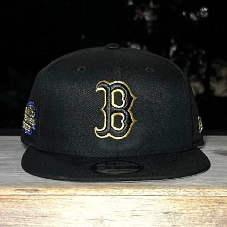 New Era Boston Black Metallic Gold 2004 WS 950 Snapback