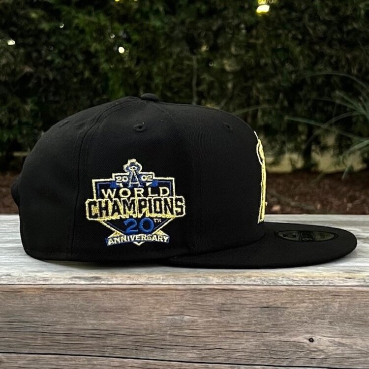 New Era Angels Black Metallic Gold 2002 WS Champs 950 Snapback