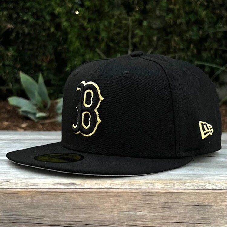 New Era Boston Black Metallic Gold 2004 World Series