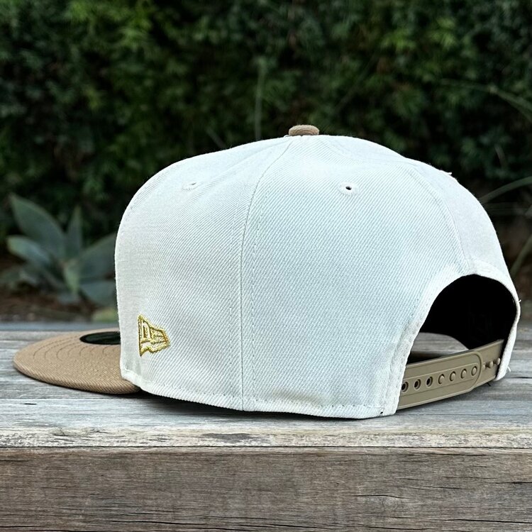 New Era SF Giants Ivory/Khaki 2002 World Series 950 Snapback