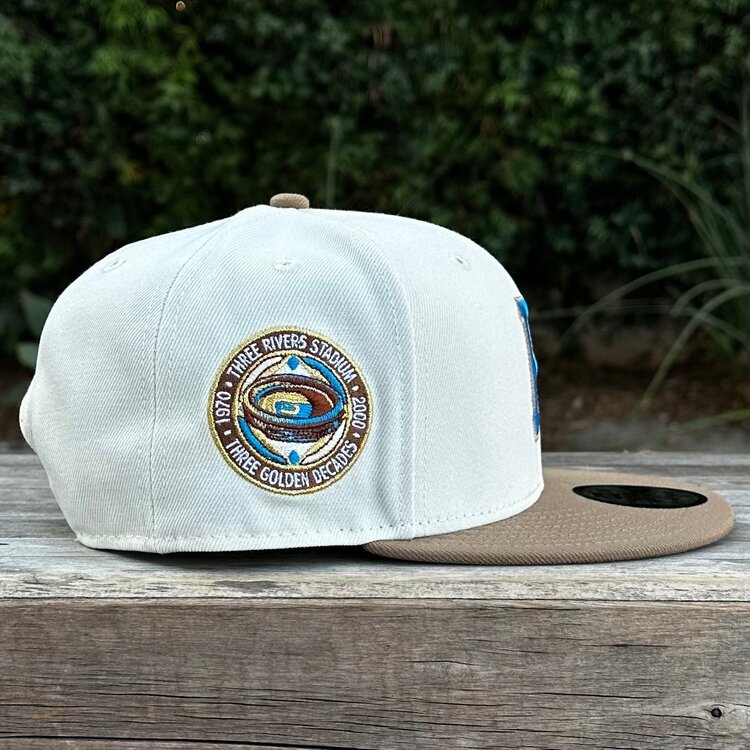 New Era Pirates Ivory/Khaki Three Golden Decades 950 Snapback