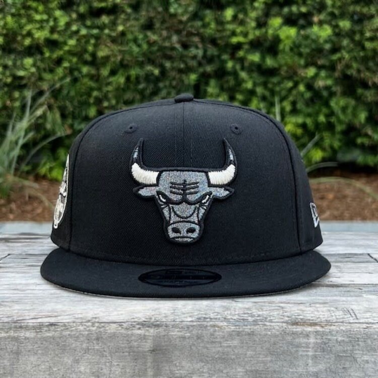 New Era Bulls Black Gray Metallic Est. 1966 950 Snapback