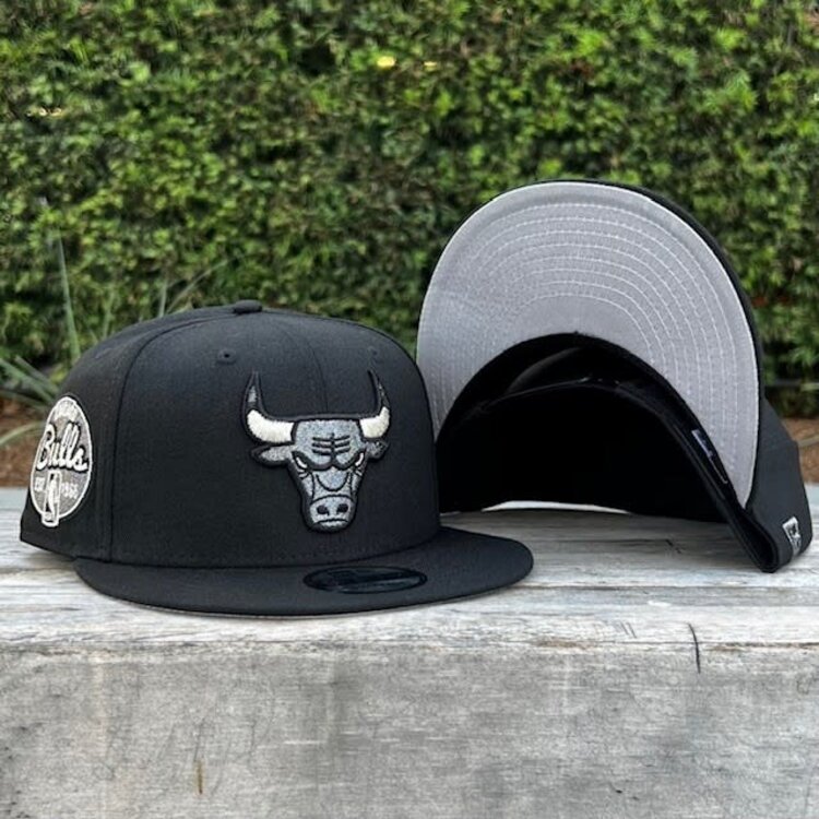 New Era Bulls Black Gray Metallic Est. 1966 950 Snapback