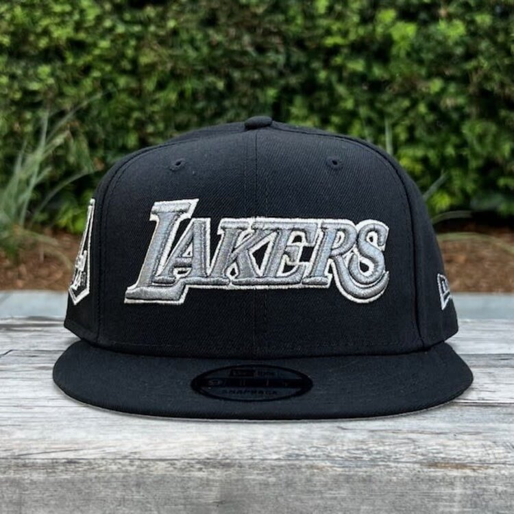 New Era Lakers Black Gray Metallic 1947 SP 950 Snapback