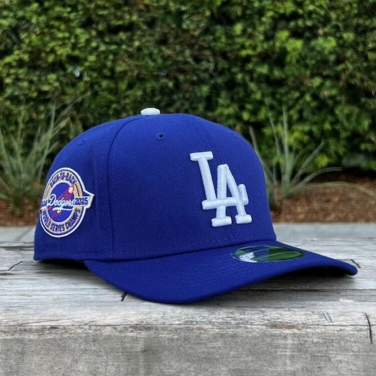 New Era LA Royal Back to Back World Series Champs Circle SP 970 Stretch Snap
