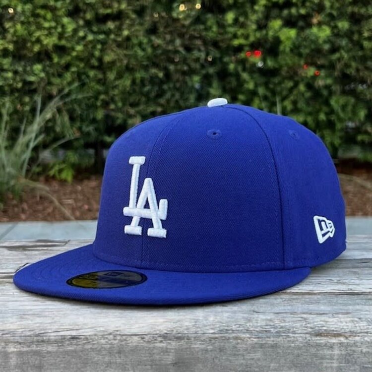 New Era LA Dodgers Royal Back to Back World Series Champs Diamond SP