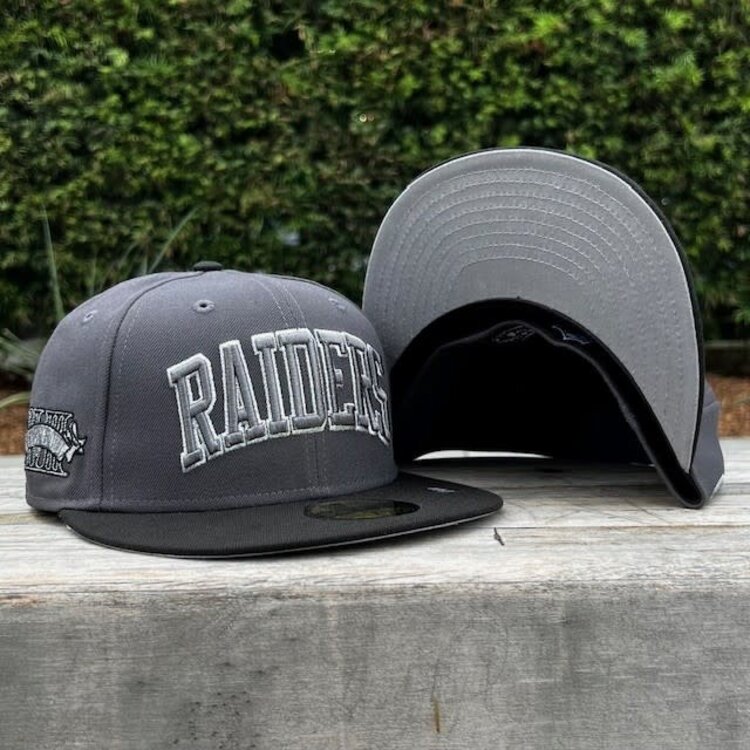 New Era Raiders Graphite/Black Arch SBXVIII