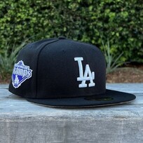 New Era LA Dodgers BW Back to Back World Series Champs Diamond SP