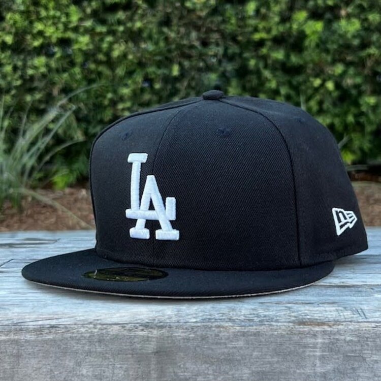 New Era LA Dodgers BW Back to Back World Series Champs Diamond SP