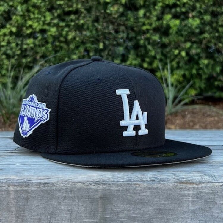 New Era LA Dodgers BW Back to Back World Series Champs Diamond SP