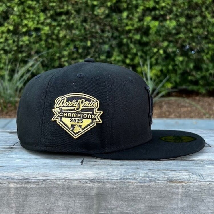 New Era LA Dodgers Black Black 2025 World Series Champs Metallic Gold