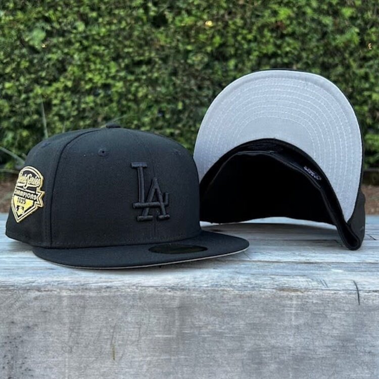 New Era LA Dodgers Black Black 2025 World Series Champs Metallic Gold