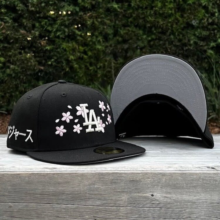 New Era LA Dodgers Black Silver Cherry Blossom Kanji SP