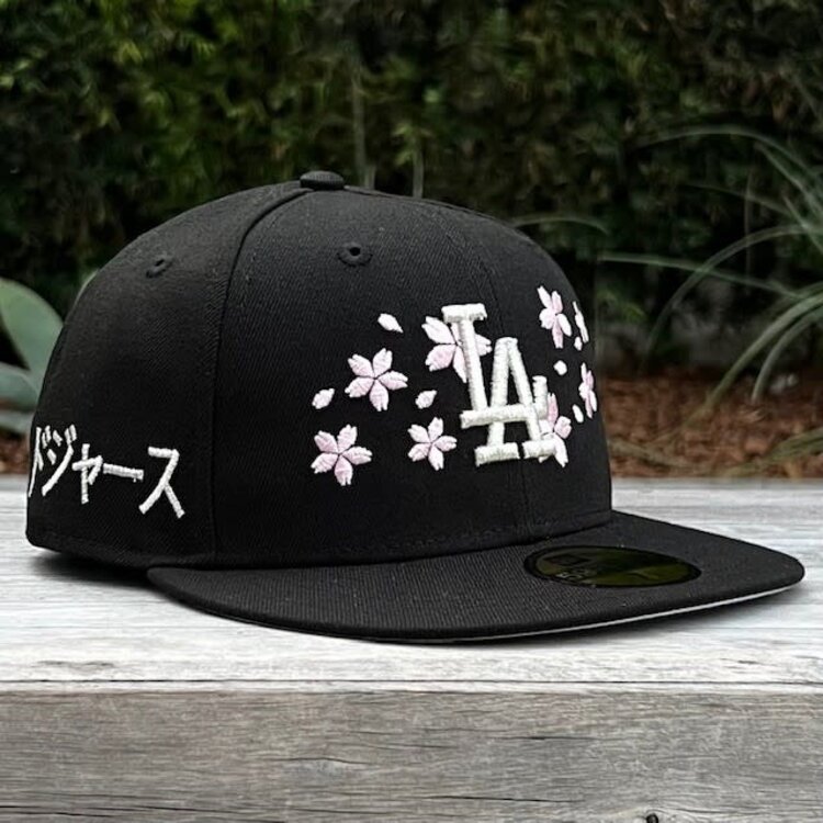 New Era LA Dodgers Black Silver Cherry Blossom Kanji SP