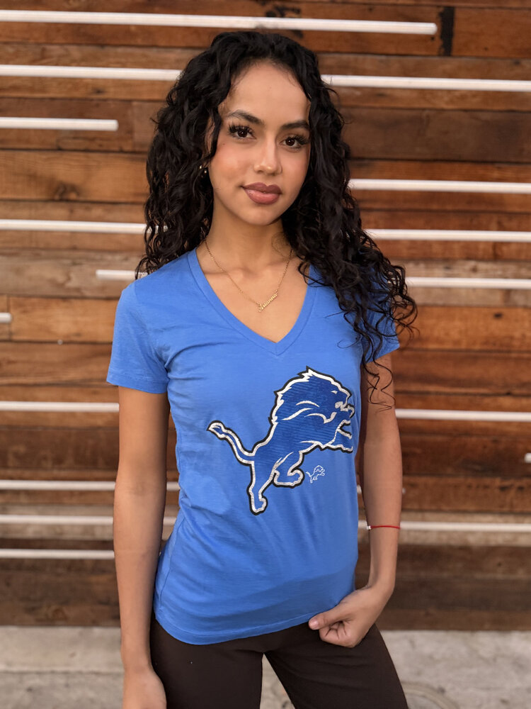 Majestic Lions W V-Neck Defiant Victory