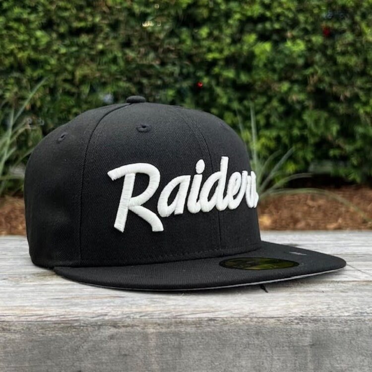 New Era Raiders Script Black White Gray UV