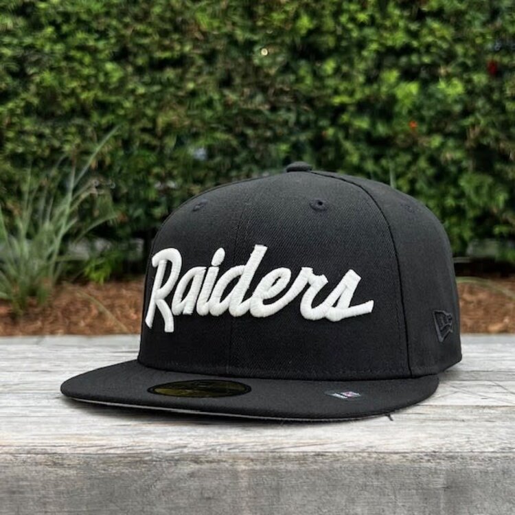 New Era Raiders Script Black White Gray UV