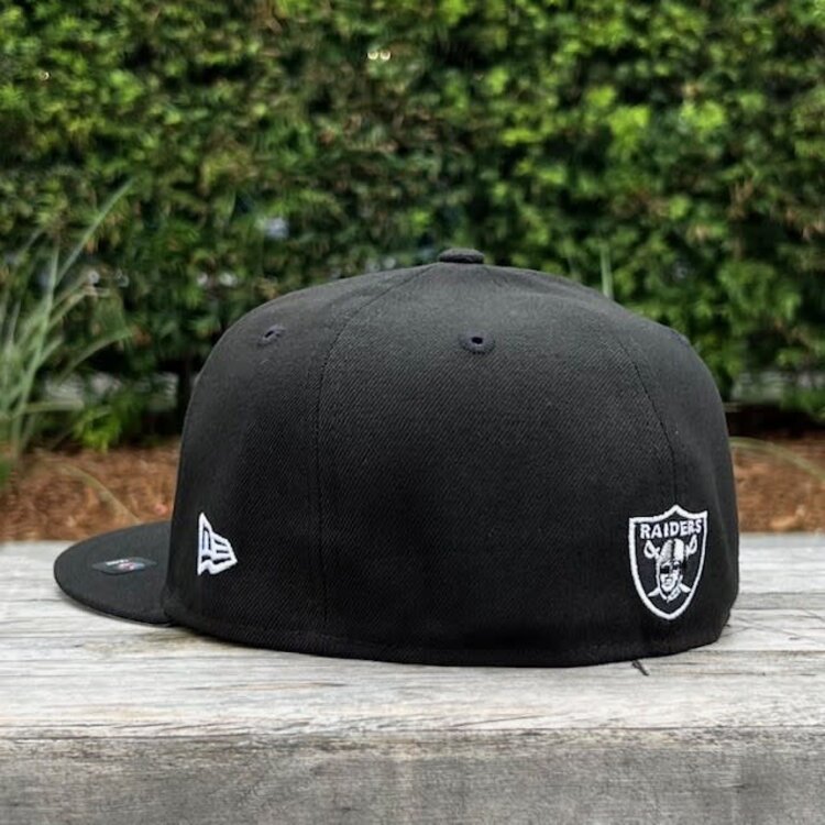 New Era Raiders Black White Sketch Gray UV
