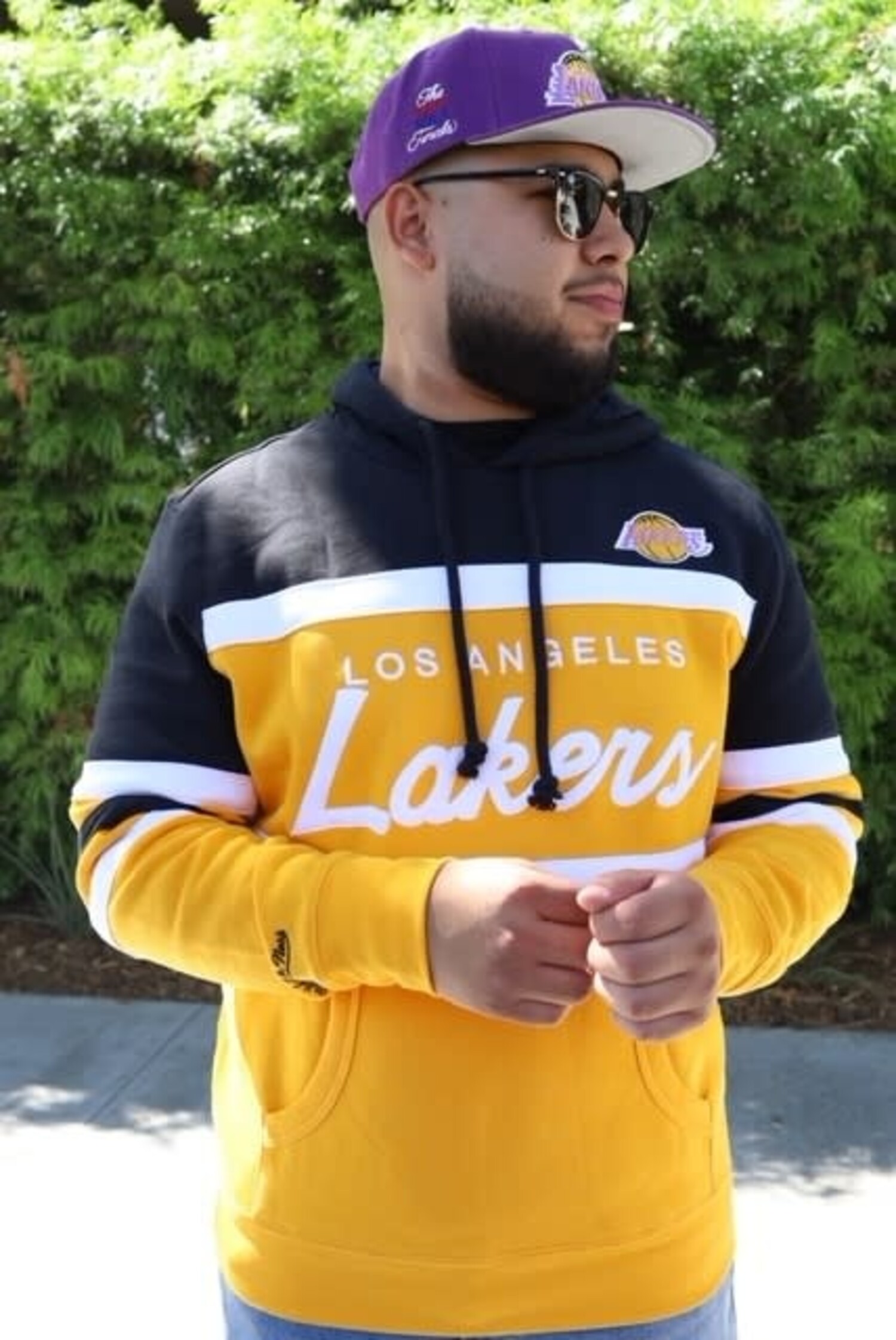 black and yellow lakers hoodie