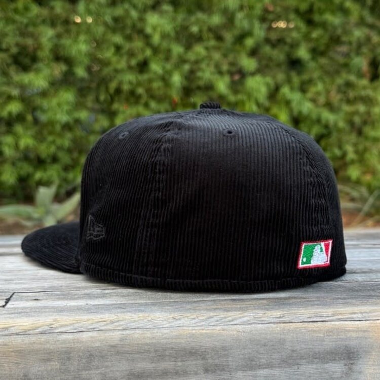 New Era Dead Stock - LA BW Corduroy 100th RUV