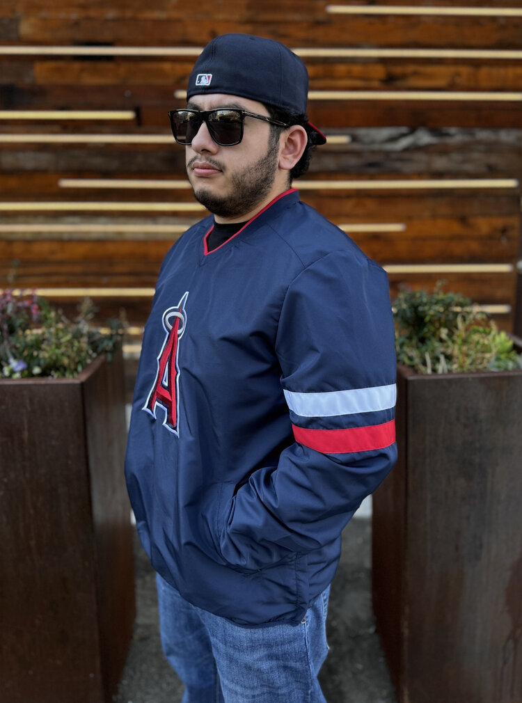 G-III Angels M GIII Batter's Box Navy V-Neck Pullover