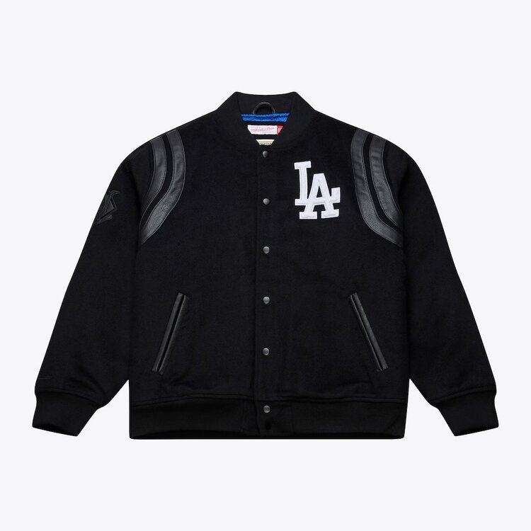 Mitchell and Ness LA Dodgers Men's M&N Black Walk the Tunnel Varsity Full-Snap Jacket