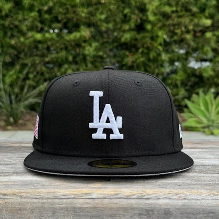 New Era LA Dodgers Black White USA Side Patch