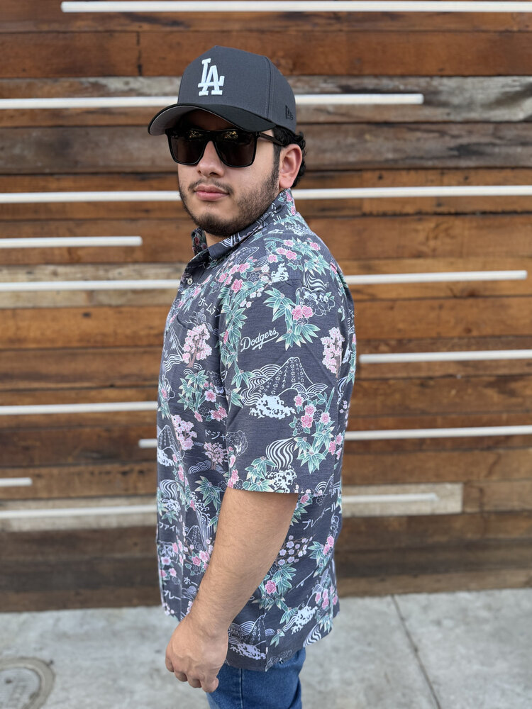 Reyn Spooner LA Dodgers Reyn Spooner Black Sakura Spring Performance Button-Down