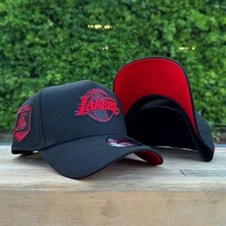 New Era Lakers Black Red Outline Crest SP Red UV 940AF
