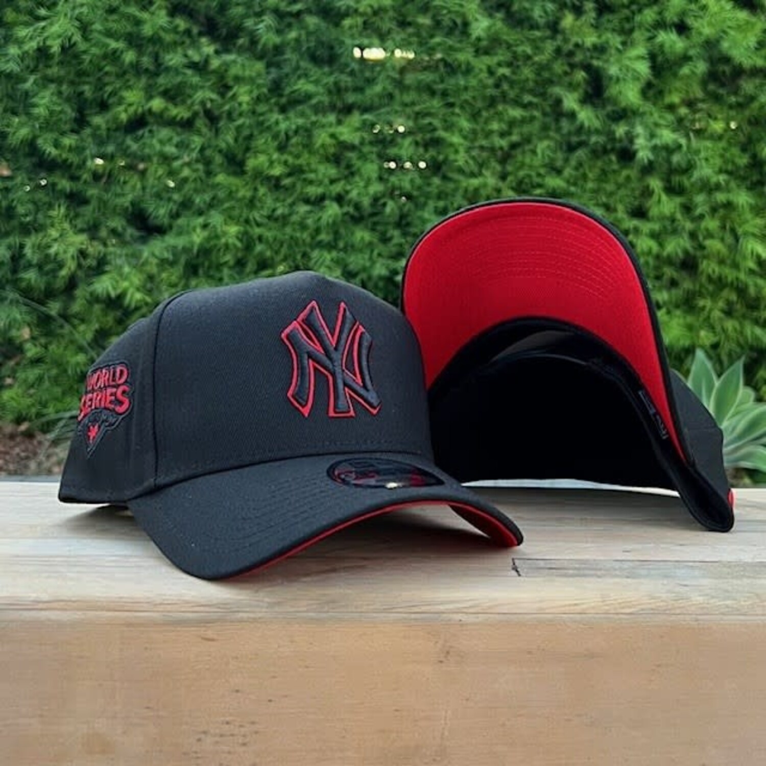 NY Yankees Black Red Outline 2009 WS Red UV 940AF - The Locker