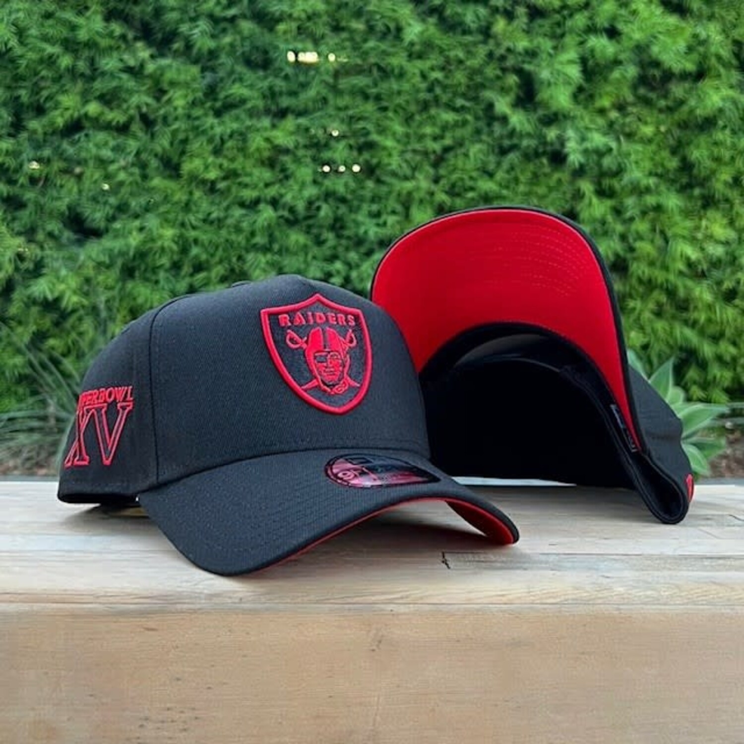 Raiders Black Red Outline SB XV Red UV 940AF - The Locker Room of