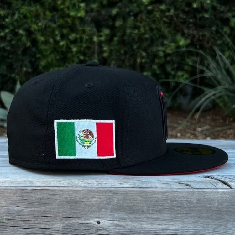 New Era Mexico Black Red w/Flag SP