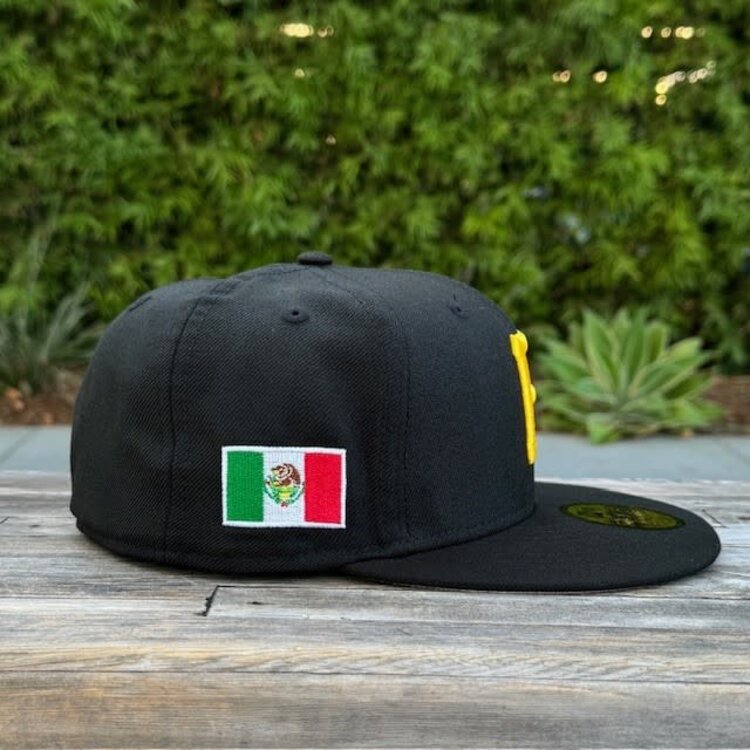 New Era Pirates Black Mexico Flag SP Fitted
